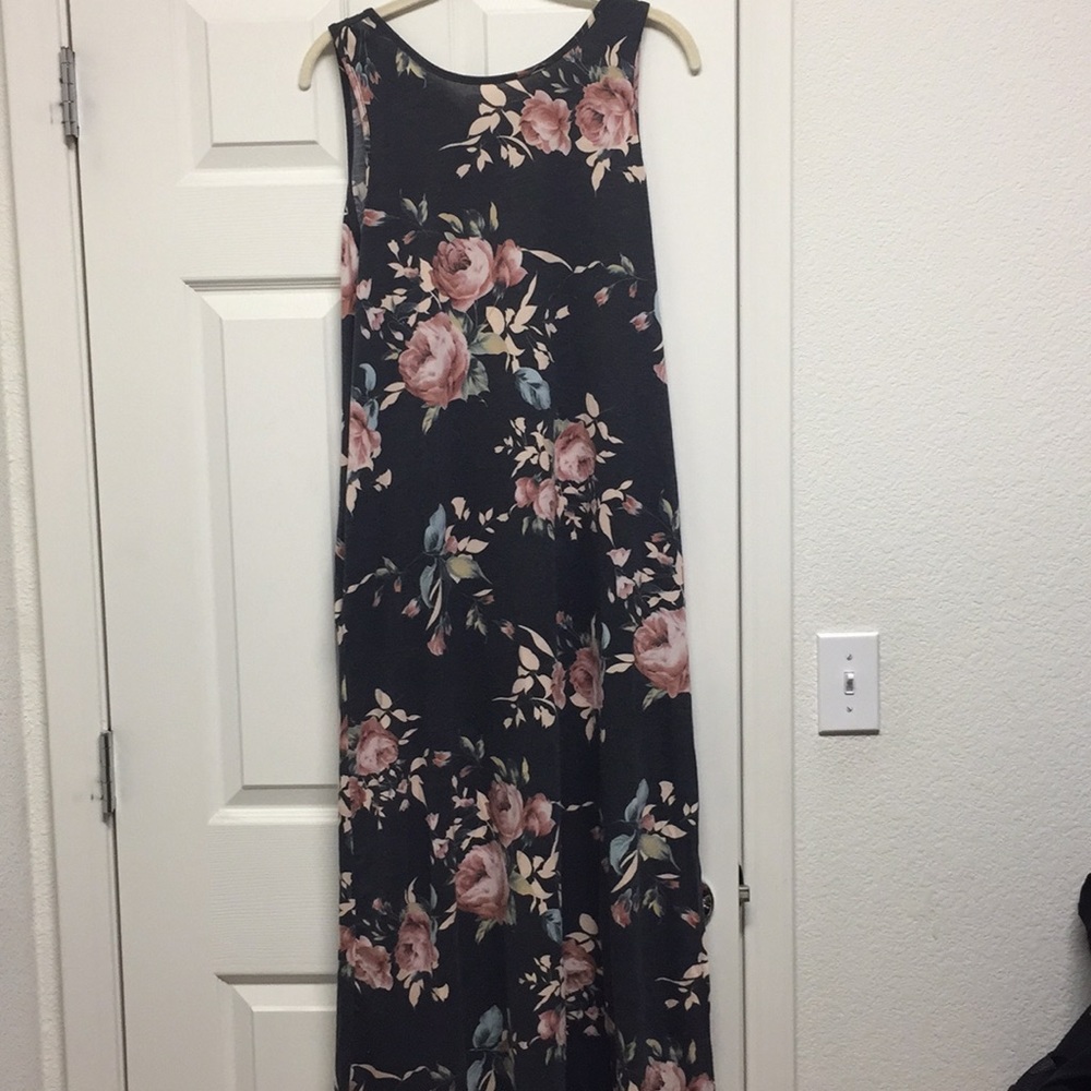 Floral maxi dress - Picture 2 of 5